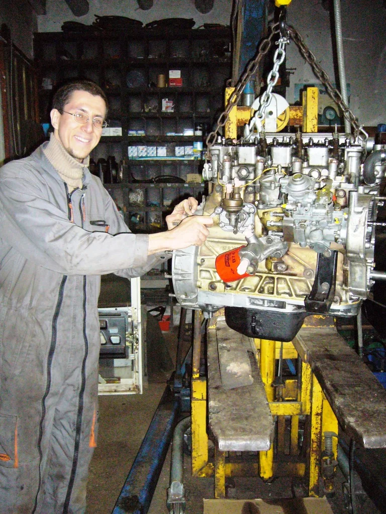 Archive personnelle : réfection d'un moteur Land Rover 200 TDi.